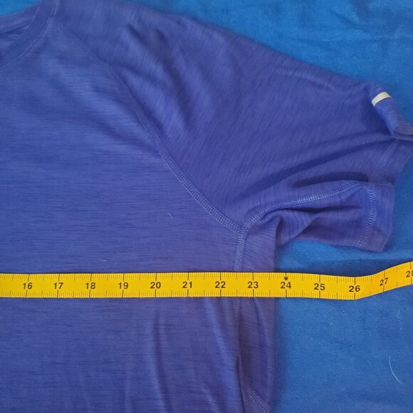 Old Navy XL Blue Breathe ON T-Shirt - Picture 8 of 8